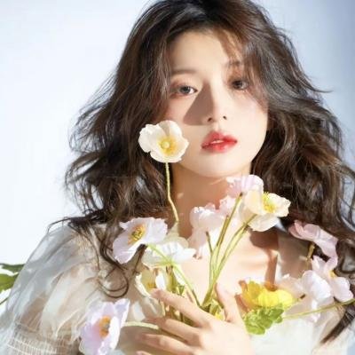 红衣大叔用AI带我穿越